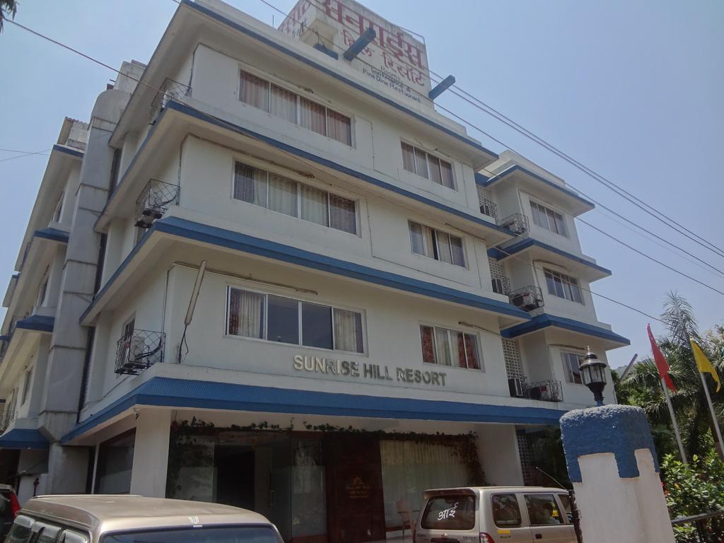 Sunrise Hill Resort Khandala  Экстерьер фото