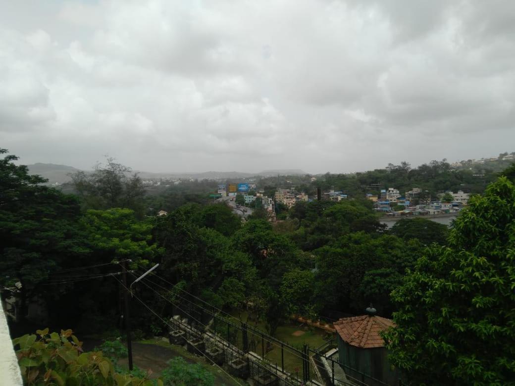 Sunrise Hill Resort Khandala  Экстерьер фото