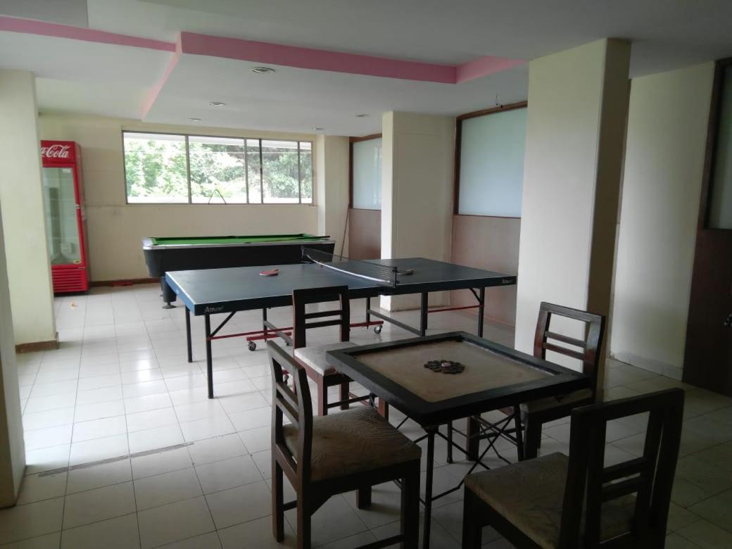 Sunrise Hill Resort Khandala  Экстерьер фото